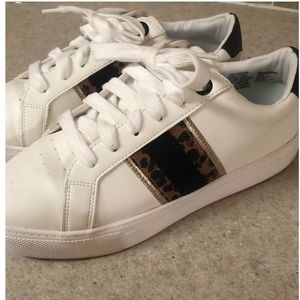 Cheetah/ leopard accented sneakers
